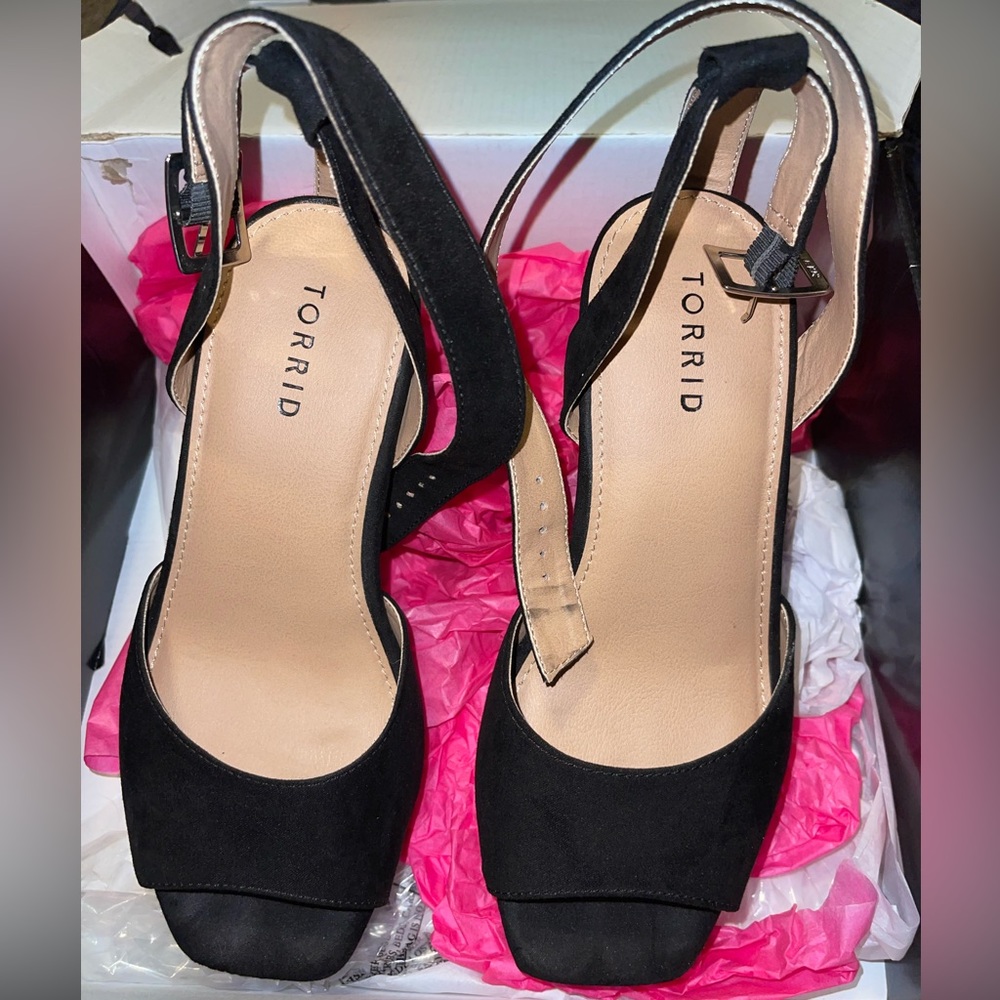Torrid Black Platform Dbl Band Heel Size 8.5 (ww)